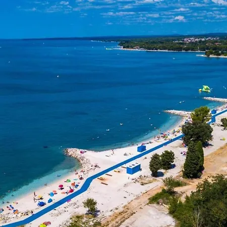 Andrija In For 9 People With Sea View, Kids Playground & Heated Pool - Only 400 M From The * Fažana