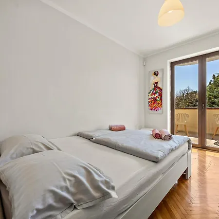 Andrija In For 9 People With Sea View, Kids Playground & Heated Pool - Only 400 M From The Villa *